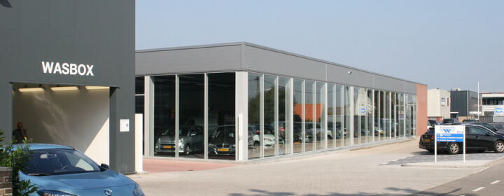 nieuwbouw autobedrijf garage showroom Gouderak Brand I BBA Architecten