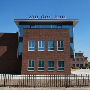 architect kantoor bedrijfspand Van der Leun Sliedrecht Brand I BBA Architecten